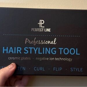 Hair Styling Tool - Black